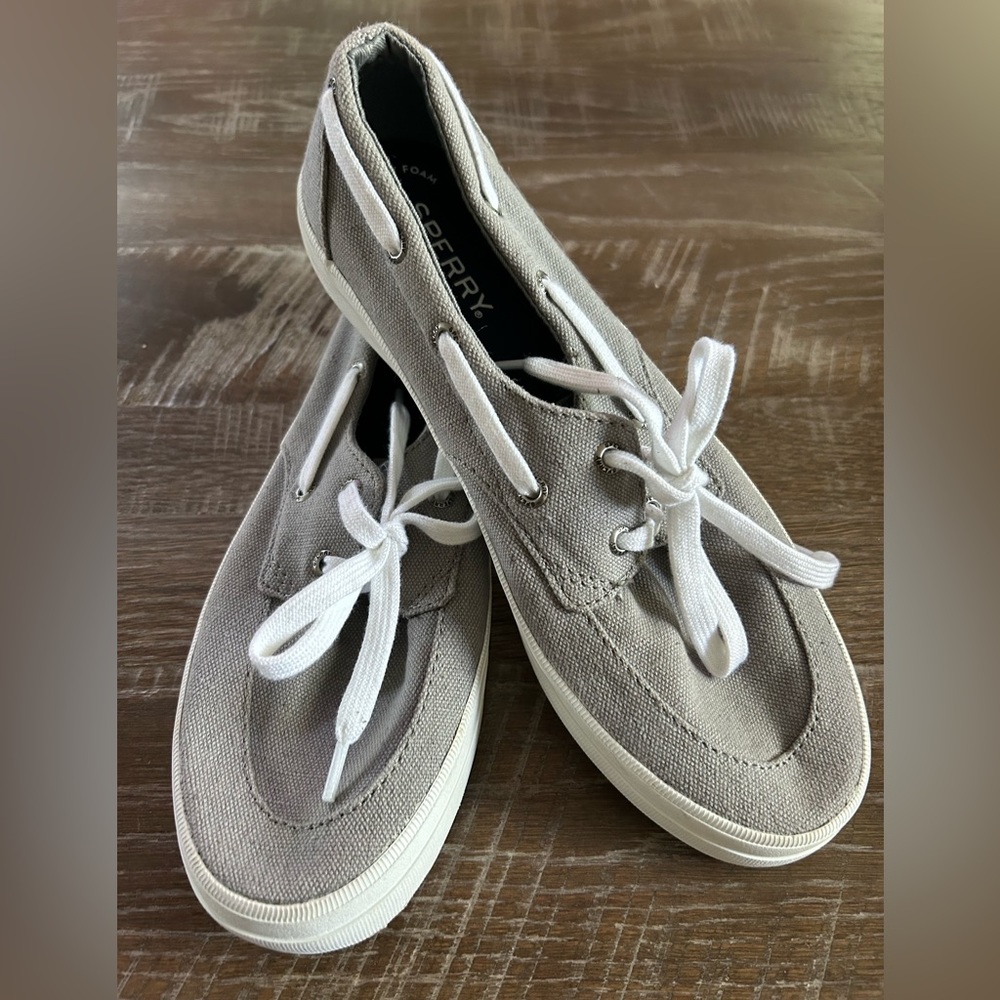 Sperry Memory Foam Top-Slider Size 8 - image 1